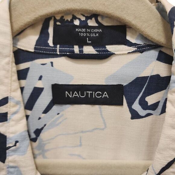 Nautica 100% Silk Men's Size Large Button Front Short Sleeve Shirt Front Pocket - Picture 4 of 8